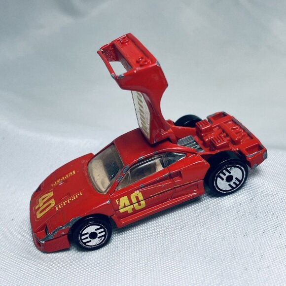 Hot Wheels Other - F40 Ferrari Red Tan Interior Opening Hatch Metal Base Diecast HOT WHEELS 1988
